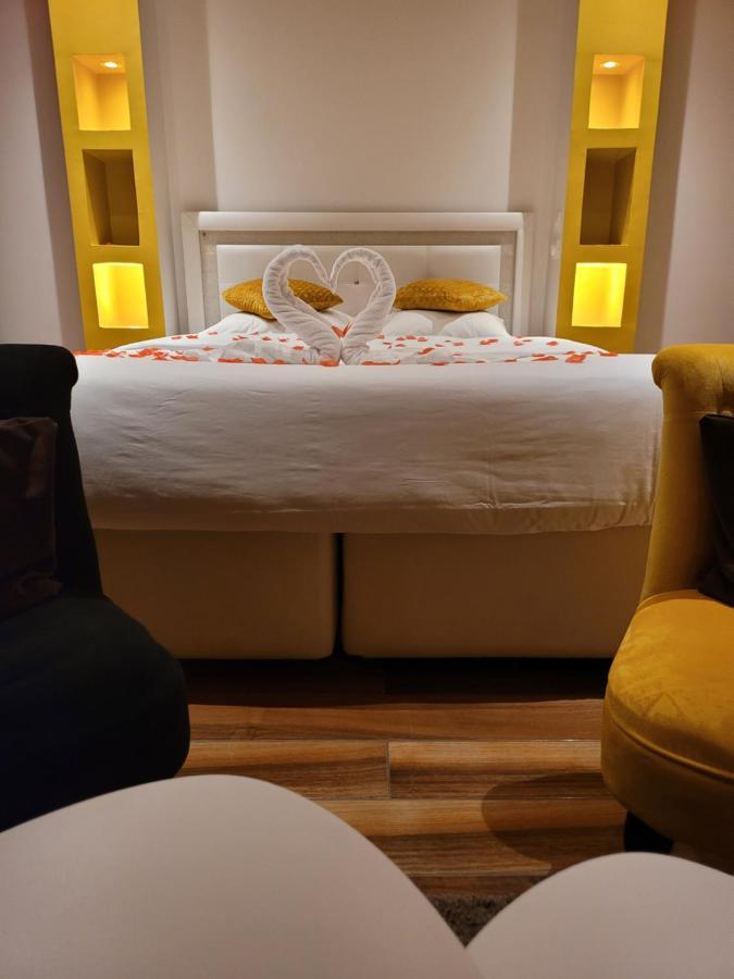 Spa Celyna Appartement Avec Jacuzzi Privatif Lyon Kültér fotó
